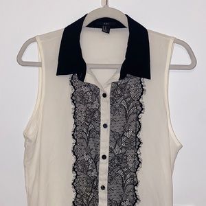 Sleeveless Lace Collared Button Down Blouse